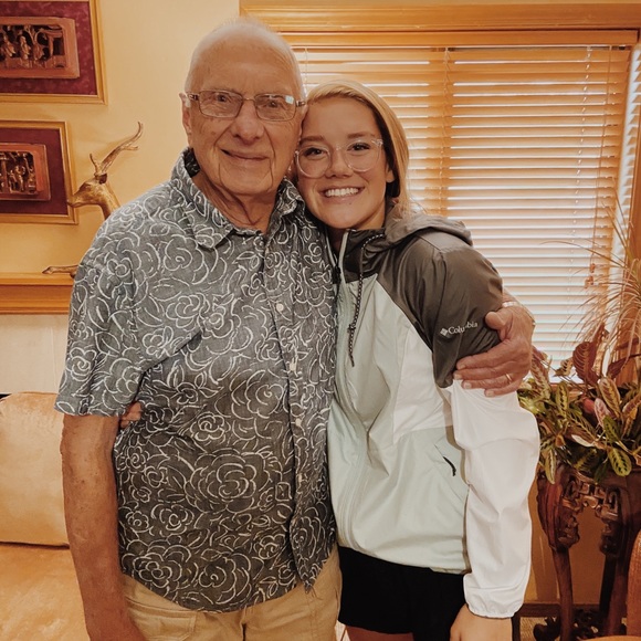 Meet your Posher, Anna - Picture 1 of 1